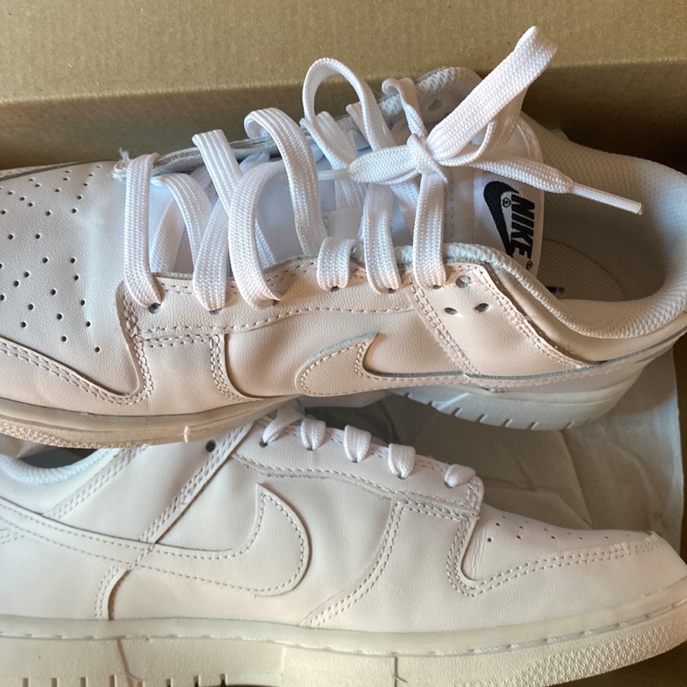 Nike dunks - Picture 2 of 4